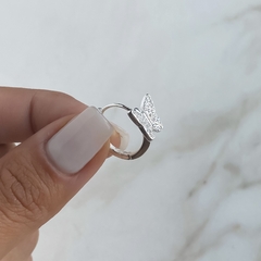 argollas con mariposa y cubics (Cod ar465) - ANDREOLI JOYERIA 