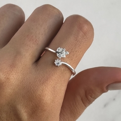Anillo regulable rama con cubics (Cod an704)