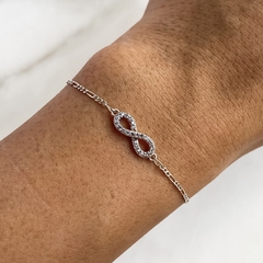 pulsera centro infinito con cubics (cod p243)