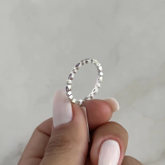 anillo sin fin diseño cubics lila y blancos (Cod an832)