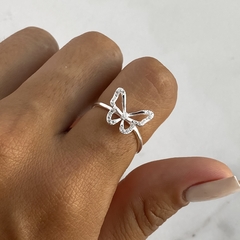 anillo regulable centro mariposa con cubics (cod an556)