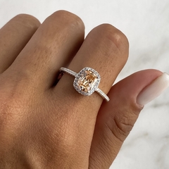 anillo medio sin fin con centro cubic ambar (cod an562)
