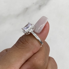 Imagen de anillo medio sin fin centro cubic rectangular (Cod an685)