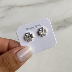 aros trebol con cubics (Cod ar716)
