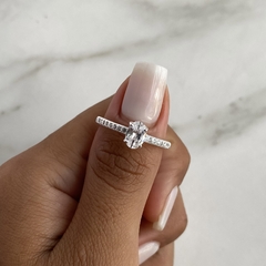 Anillo medio sin fin con centro cubic ovalado (Cod an573) - comprar online