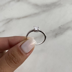 Anillo medio sin fin con centro cubic ovalado (Cod an573) - ANDREOLI JOYERIA 