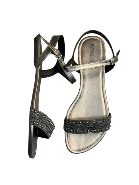 Sandália Rasteira Feminina com Aplicação