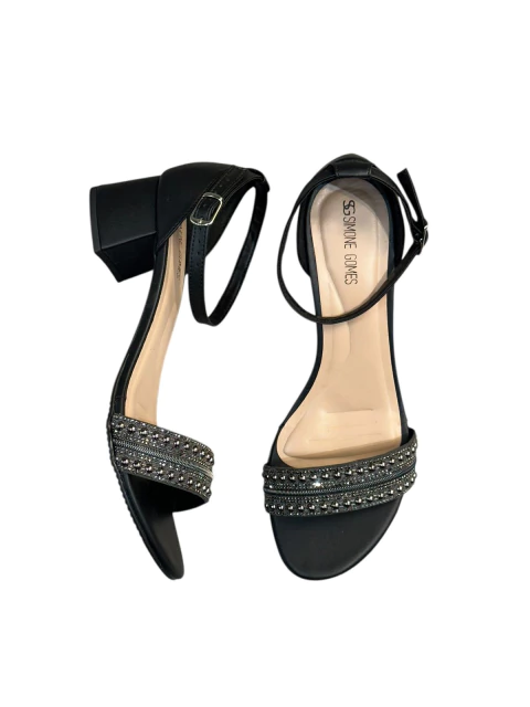 Sandália Feminina de Salto Médio com Strass