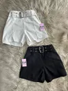 Short con cinto