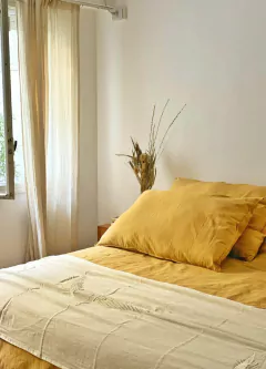 Conjunto de edredón mostaza