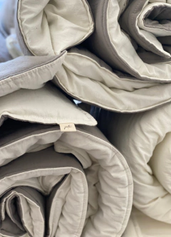 Pillow reversible - gris y crudo - tienda online