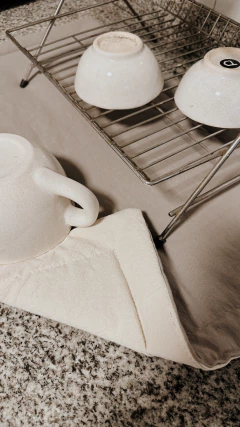 Paño secaplatos gris elefante & crudo en internet