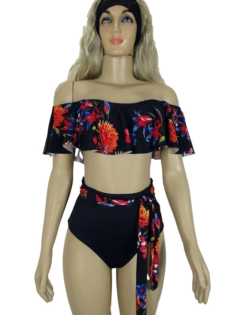 Sunquini Hot Pants Redutor de Medidas Alta Compressão Mooah Estampa Floral Preto e Vermelho Comportado