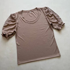 REMERA ZURI - Mujer como vos