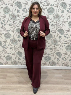 PANTALÓN ODETTE BORDÓ. - comprar online