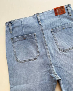 JEAN RUMI en internet