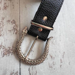 CINTO KUVIRA. en internet