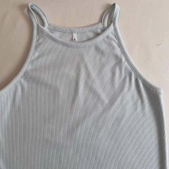 MUSCULOSA GUILLERMINA - Mujer como vos