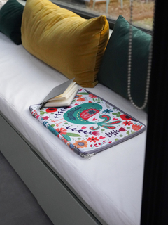 FUNDA Notebook Neoprene Est 38 BIRD - comprar online