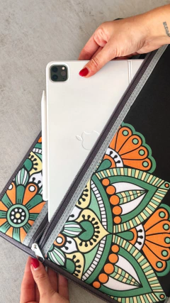 Imagen de Funda Notebook con Bolsillo al frente Ornamental