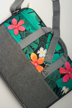 Funda Notebook CARRY Flower Power - comprar online