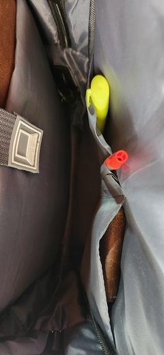 Mochila Porta Notebook 15.6 Eleven Gris