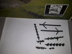 L1163 - ESTRUTURAS DIVERSAS VERDE OLIVA PARA DETALHAR MAQUETE MILITAR - PRODUTO USADO