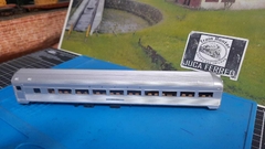 A017 - Carcaça Carro de Passageiro Cauda RFFSA - Ref. 2504 - Produto seminovo - sem truques