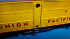 C285 - FRATESCHI EXPORTACAO - LOCOMOTIVA FA1 - FA-1 - UNION PACIFIC - Ref. 3105 - Produto usado na internet