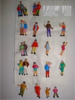 D381 - Pessoas Em Pé Figura Ho Ferreomodelismo Maquete Jucaferreo