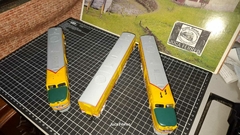 C261 - Locomotiva c/ 03 unidades Athearn PA1 + PB1 + PA1 dummy UNION PACIFIC - Produto usado, vendido no estado - loja online