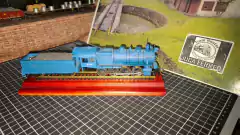 C305 - Locomotiva H10s vapor 2-8-0 importada Vintage - Blue Comet - Produto AVARIADO e vendido no estado