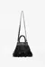 Cartera de flecos negra con asa trenzada, ideal para salir de noche. GINEBRA. 