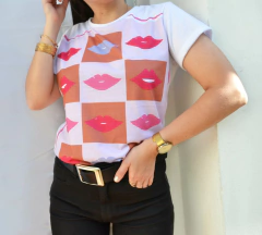 Remera boquitas