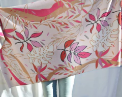 Bufandón Mali rosa en internet