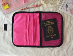 Organizador / Portapasaporte Rose fucsia - comprar online