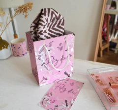 Kit neceser+ bolsa + tarjeta Alelí