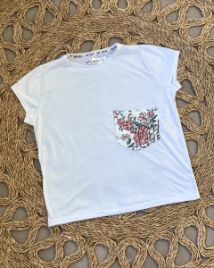 REMERA ANASTASIA ACUARELA BLANCO (SEGUNDA)
