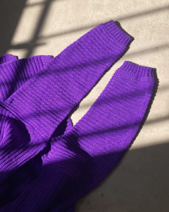 Imagen de SWEATER TAZ PURPURA