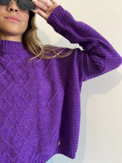 SWEATER POLERA BUFFY PURPURA