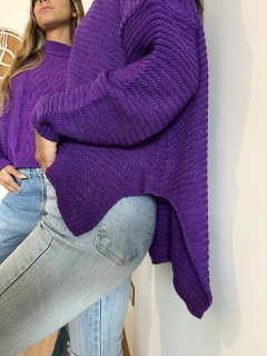 SWEATER TAZ PURPURA en internet