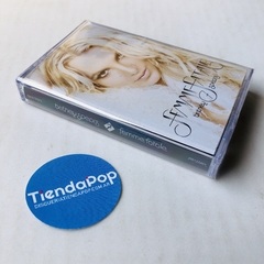 Casette Britney Spears Femme Fatale Usa - Casette Color Dorado Urban Outfitters 2021 Edicion Limitada - 12 Temas en internet