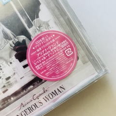 Cd Ariana Grande Dangerous Woman Japon - Edicion Deluxe Especial Limitada Con Bolso de Regalo, Bonus Tracks & Calcomanía - 18 Temas - Disqueria TiendaPop