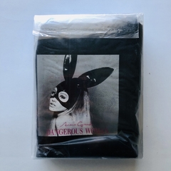 Cd Ariana Grande Dangerous Woman Japon - Edicion Deluxe Especial Limitada Con Bolso de Regalo, Bonus Tracks & Calcomanía - 18 Temas - comprar online