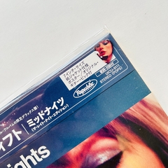 Cd Taylor Swift Midnights (The Late Night Edition) Japon - Edicion Especial Limitada con Bonus Tracks, Poster, Pua & Sticker - 21 temas - Disqueria TiendaPop