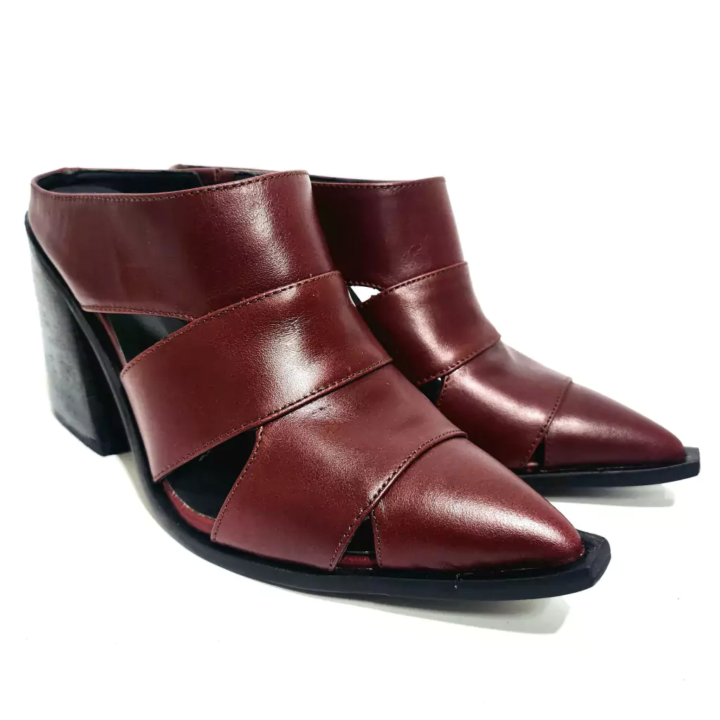 SANDY cuero cherry