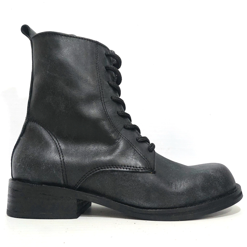 ARIA cuero gastado negro