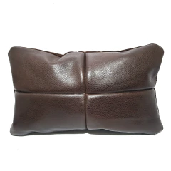 Funda para almohadón FOLK cuero choco - comprar online