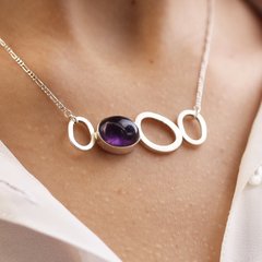 Collar Yayoi con piedra