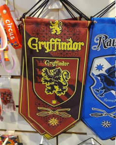 Banderin Casas Harry Potter Estandarte Gryffindor Slytherin - B. Weird Store
